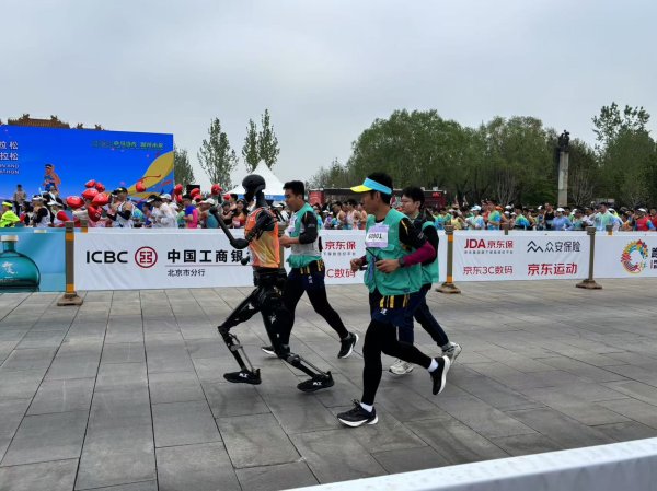 浙商证券证交所 2时40分42秒！全球首个！